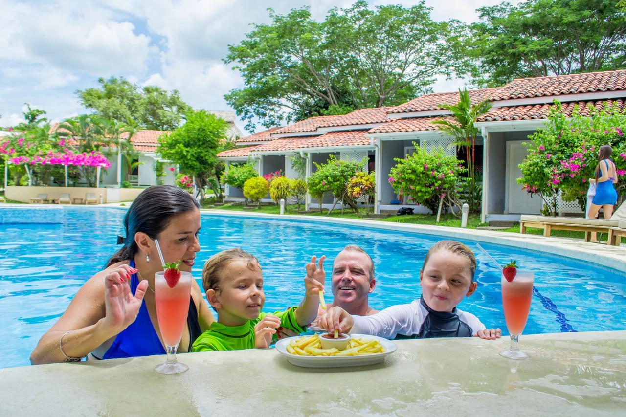 Seis Playas Hotel Tamarindo Bagian luar foto